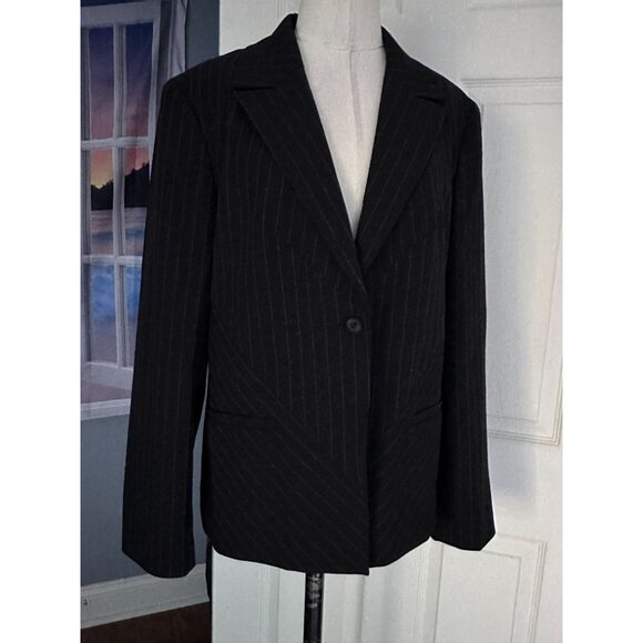 Dalia collection gray pin striped jacket & pants size 10 - Picture 1 of 7
